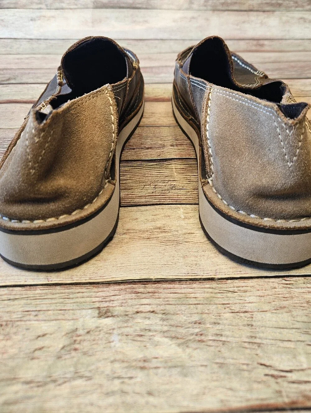 Ariat Men's Cruiser slip-on shoes